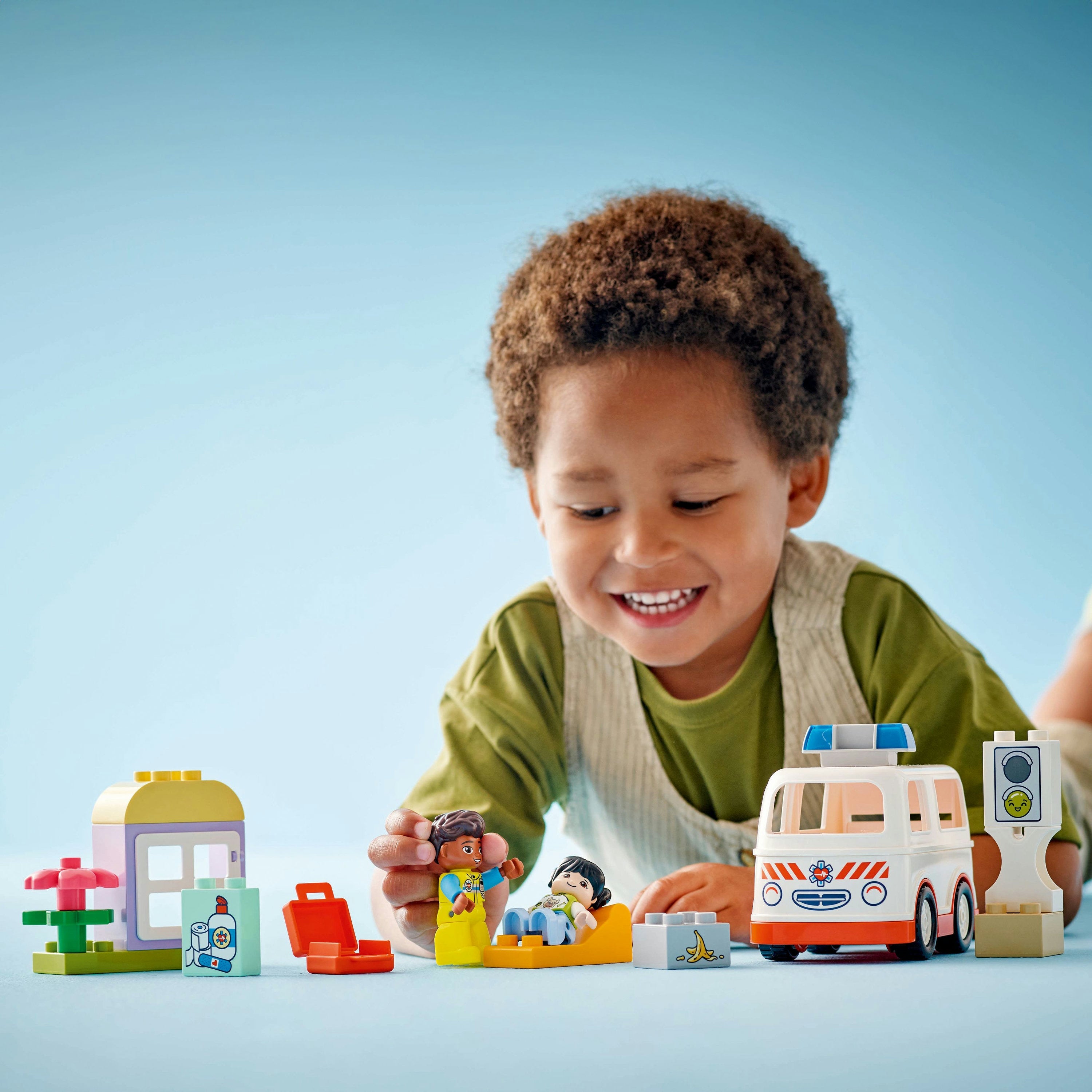 LEGO Duplo Ambulance & Driver - 10447