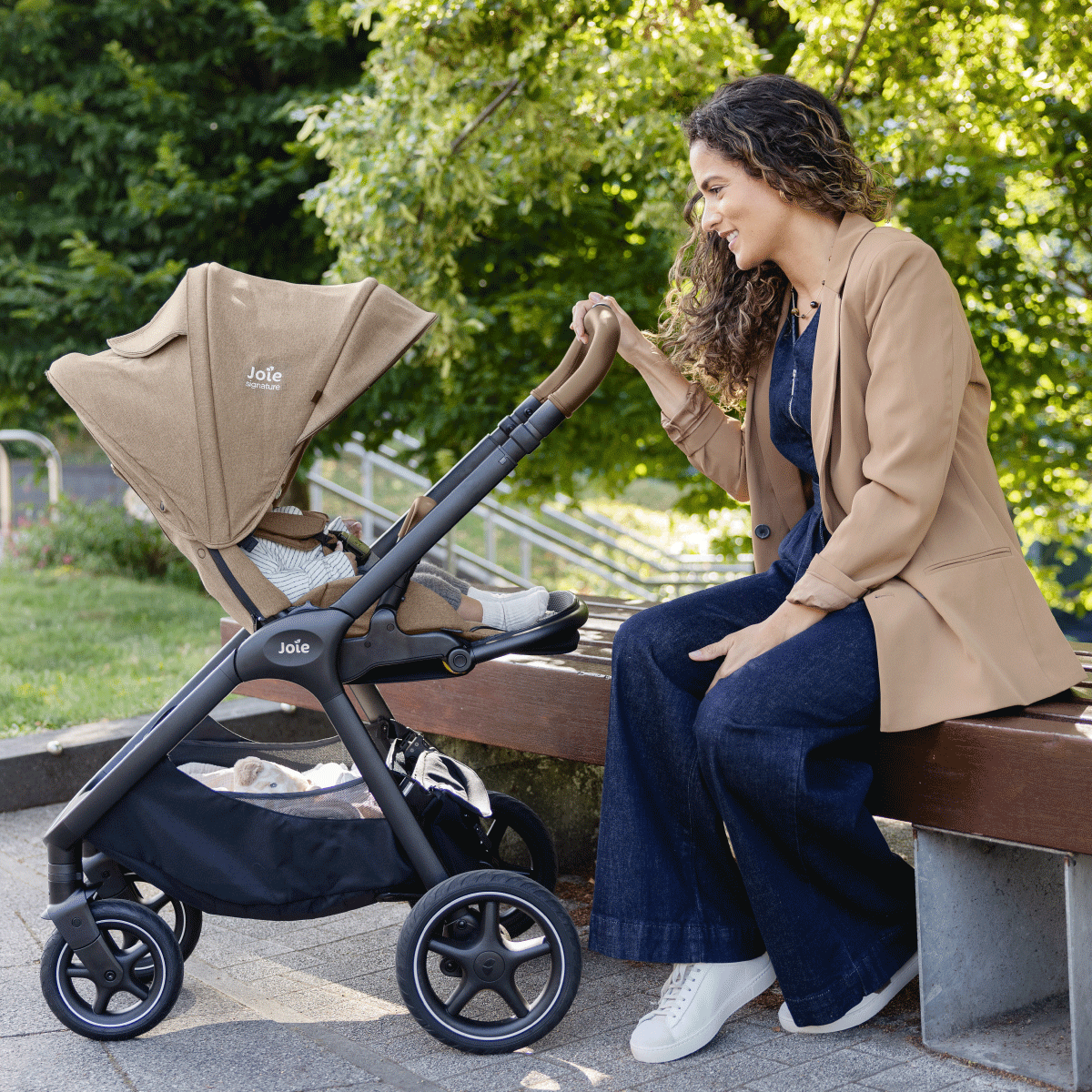 Joie Signature Finiti™ Stroller - Sandstone