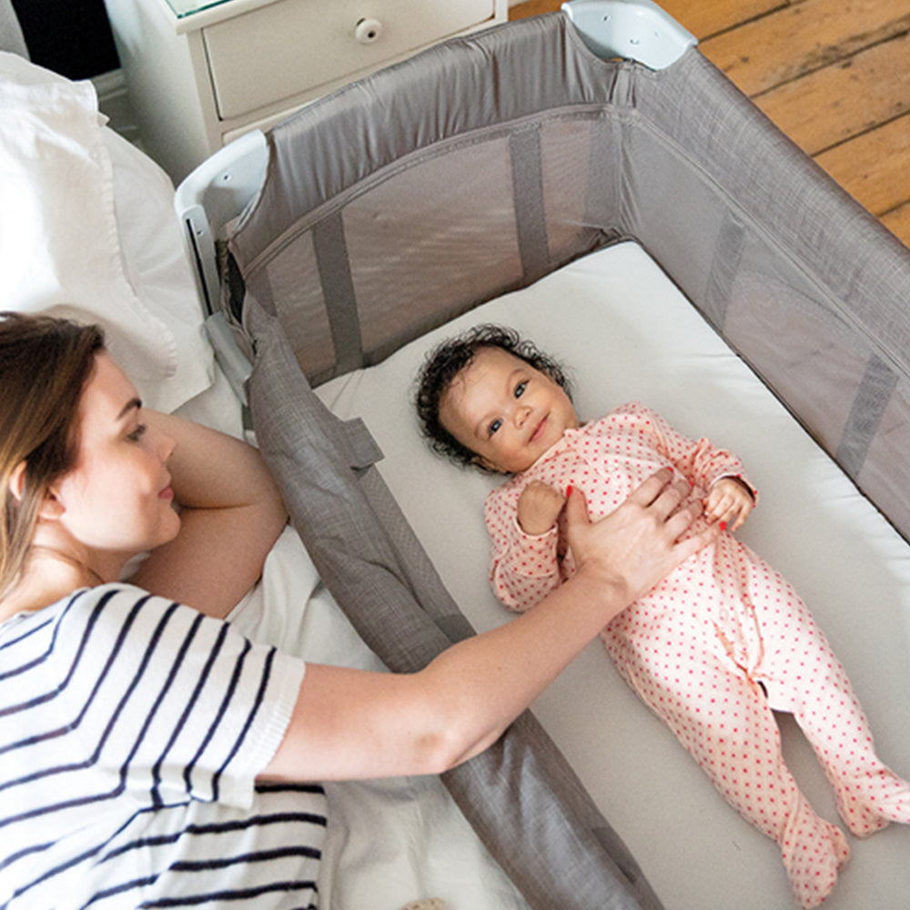 Joie Kubbie™ Sleep Bedside Crib and Travel Cot - Foggy Grey