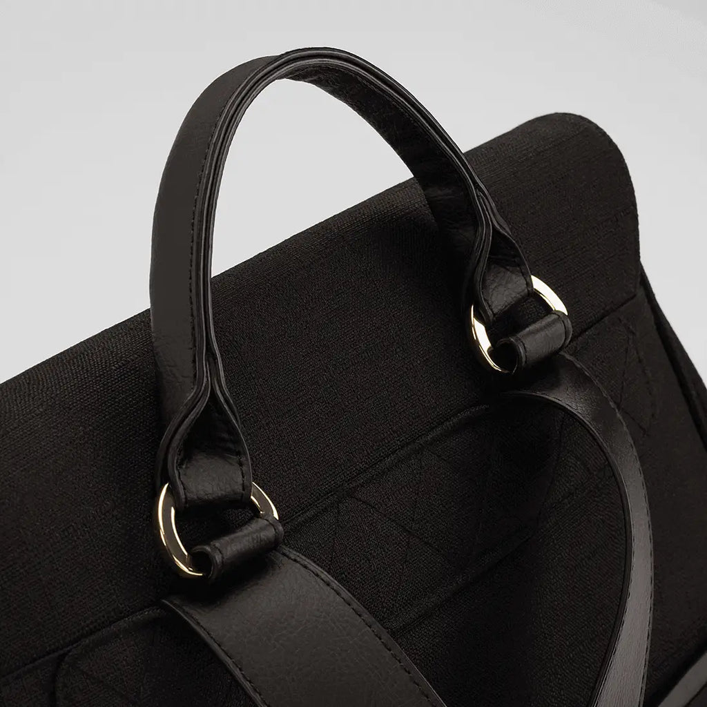Nuna Essential Diaper Bag - Caviar