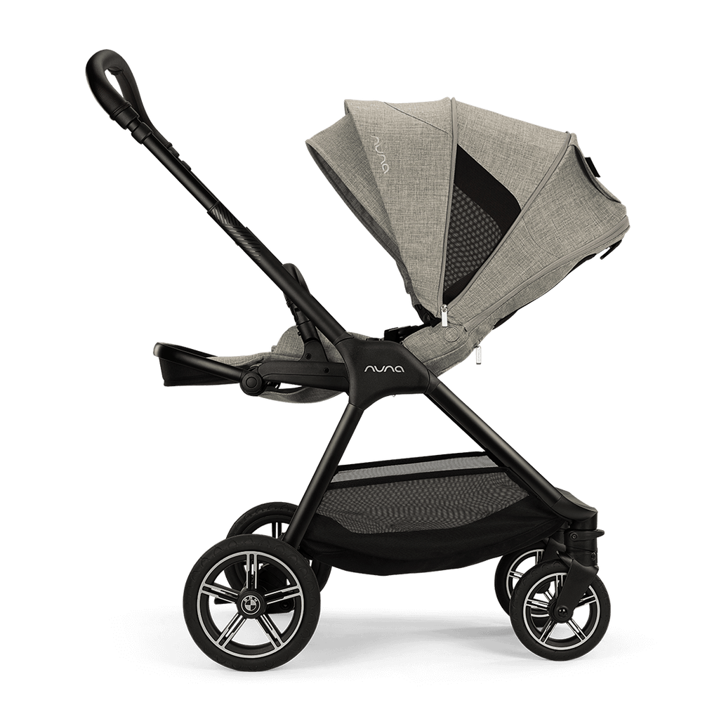 Nuna TRIV™ next BMW stroller – Graphene